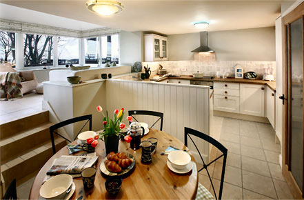 Spotless Clean Kitchen